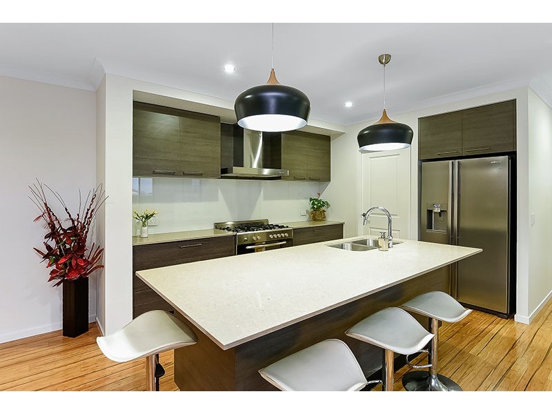 8 Berrima Street, Regents Park QLD 4118