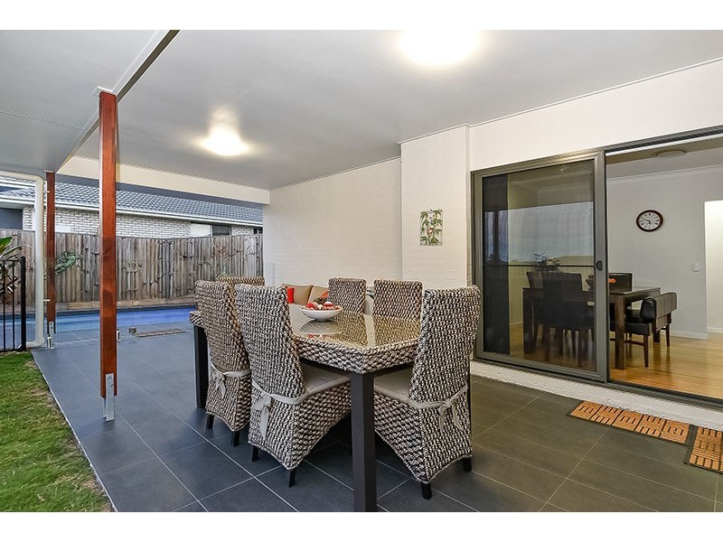 8 Berrima Street, Regents Park QLD 4118