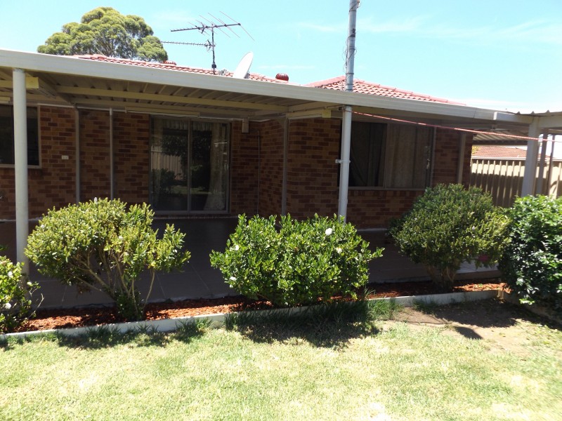 5 Orsino Place, Rosemeadow NSW 2560