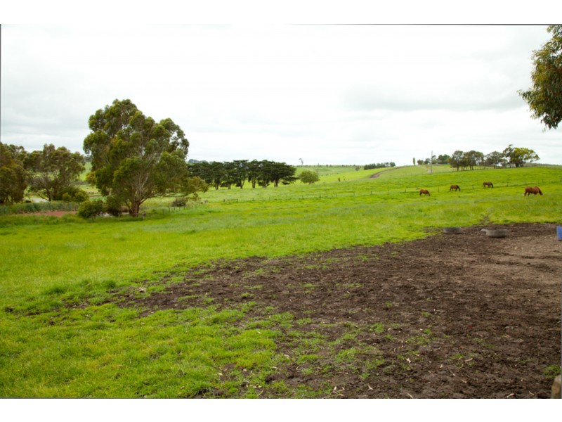 60 Garvies road, Nerrena VIC 3953