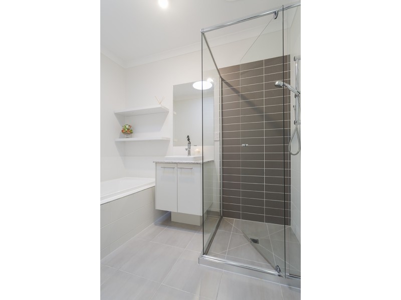 13 Rove Lane, Doreen VIC 3754