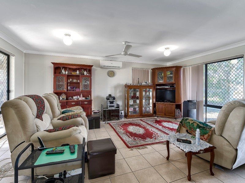 12 Hilldean Drive, Raceview QLD 4305