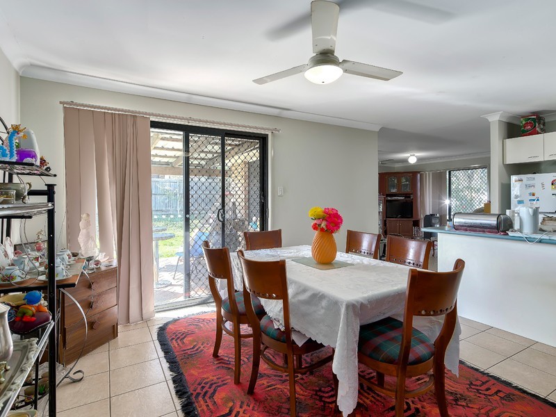 12 Hilldean Drive, Raceview QLD 4305