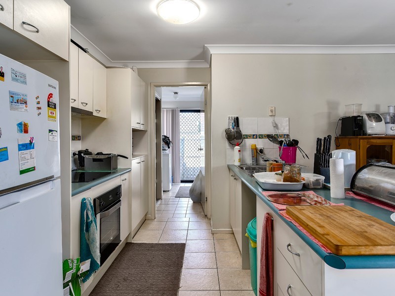 12 Hilldean Drive, Raceview QLD 4305