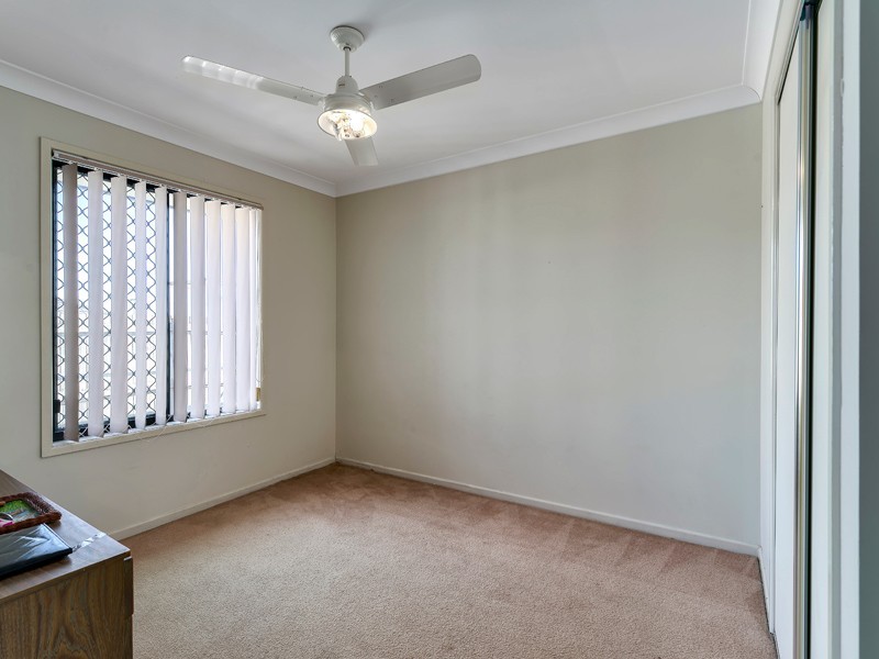 12 Hilldean Drive, Raceview QLD 4305