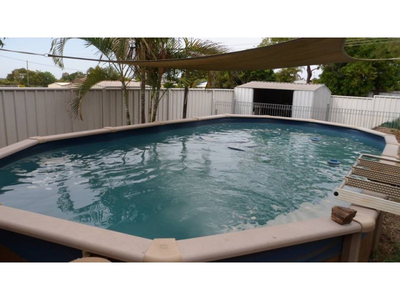 2 Fraser Street, Moranbah QLD 4744