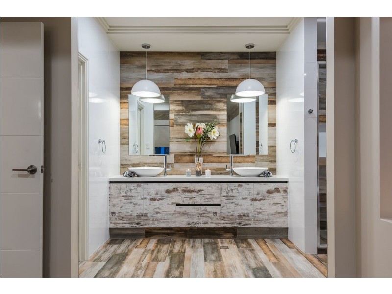 8 Serengti Drive, Landsdale WA 6065