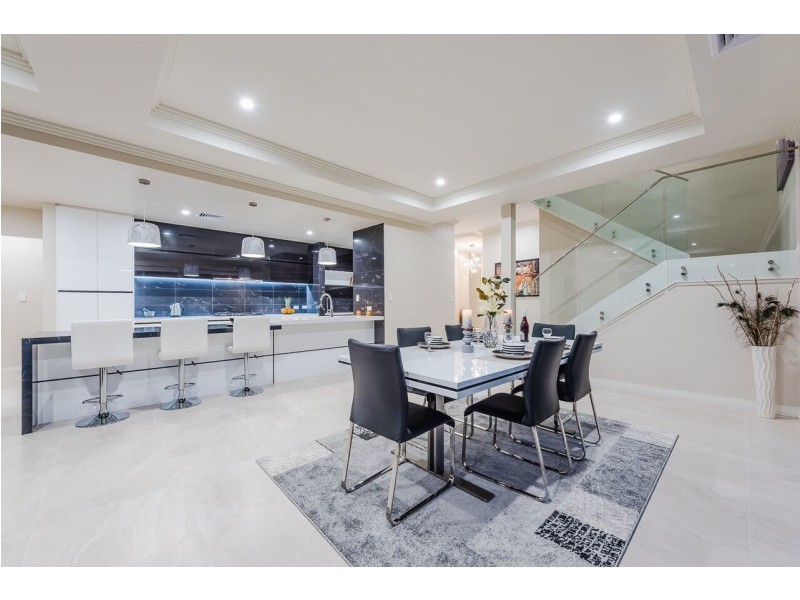 8 Serengti Drive, Landsdale WA 6065