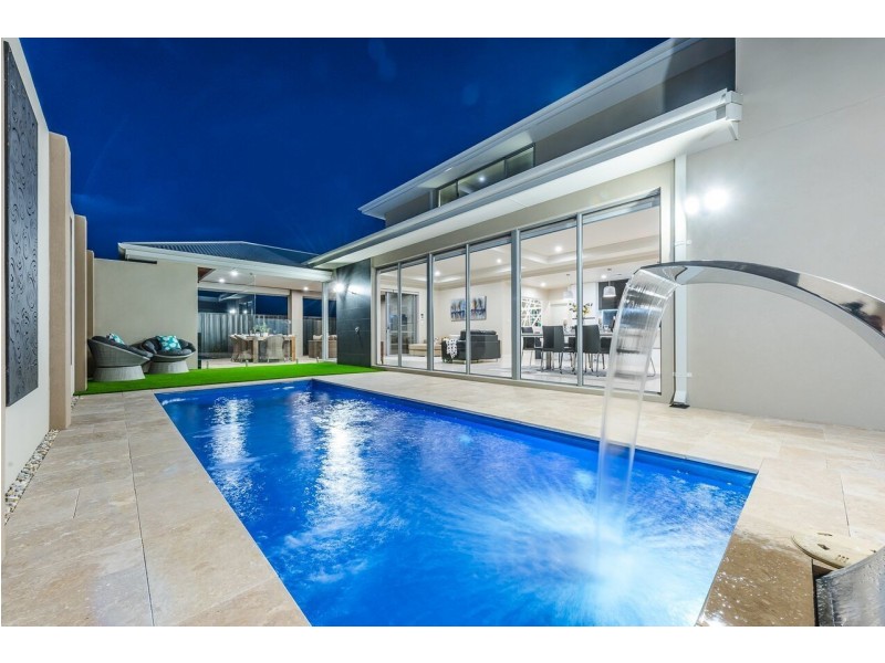 8 Serengti Drive, Landsdale WA 6065