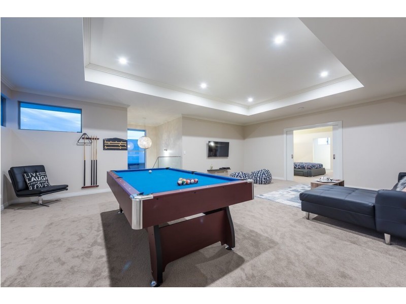 8 Serengti Drive, Landsdale WA 6065