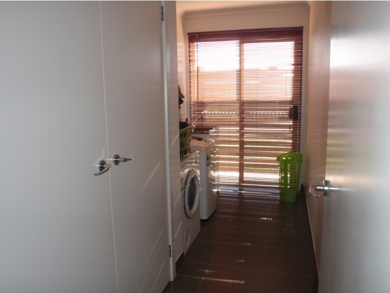 2 Bundoora Avenue, Jerilderie NSW 2716