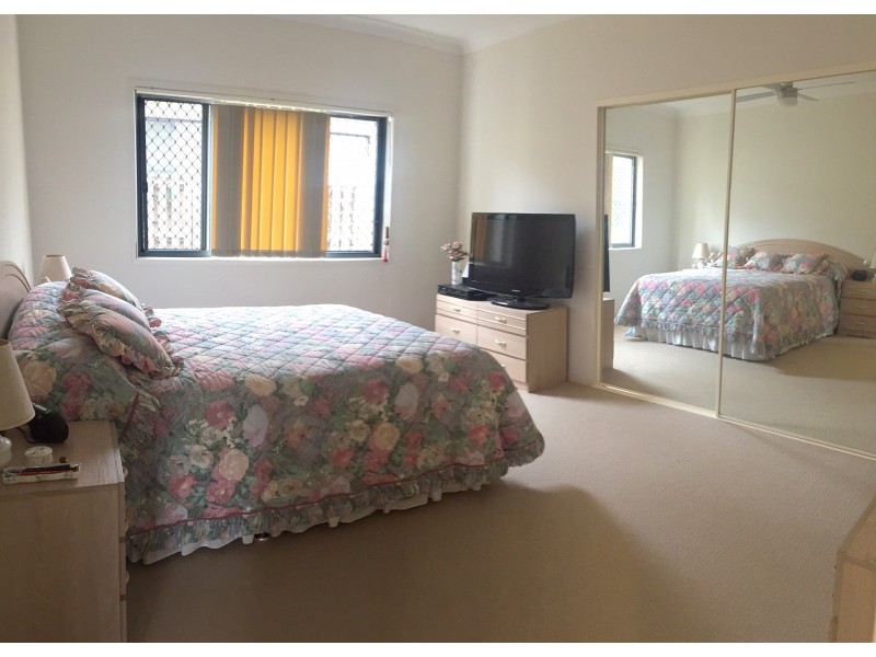 9 Imperia Crescent, Varsity Lakes QLD 4227