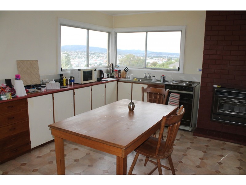 19 Fourth Ave, West Moonah TAS 7009