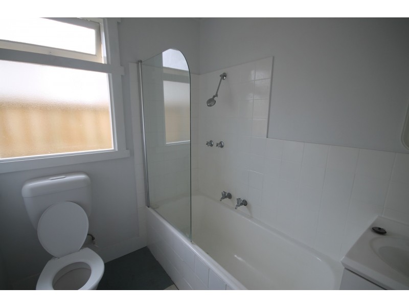 19 Fourth Ave, West Moonah TAS 7009