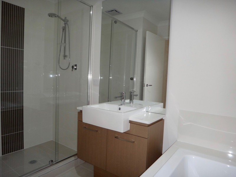 16 Garragull Drive, Yarrabilba QLD 4207