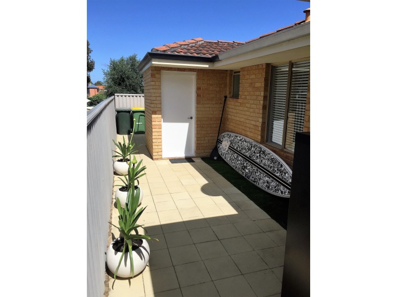 81B Harris Street, Bicton WA 6157