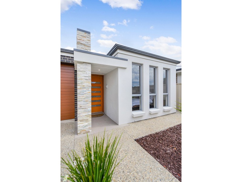 68 Norrie Ave, Clovelly Park SA 5042