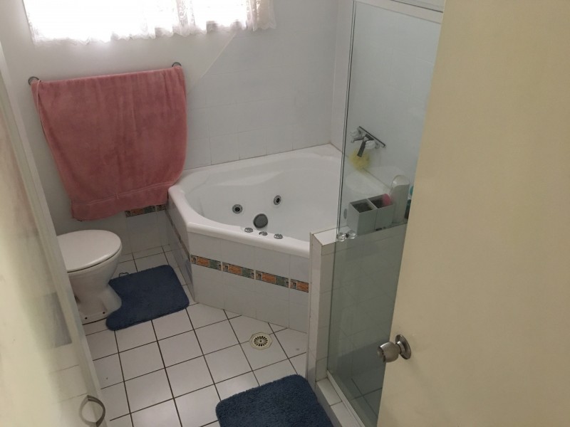 10 Broadway drive, Oxenford QLD 4210