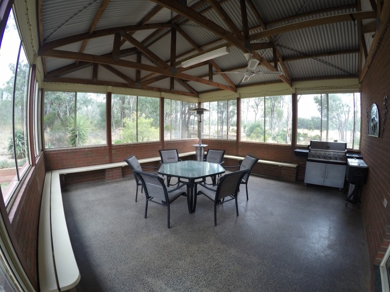 153 Edwards rd, Maiden Gully VIC 3551