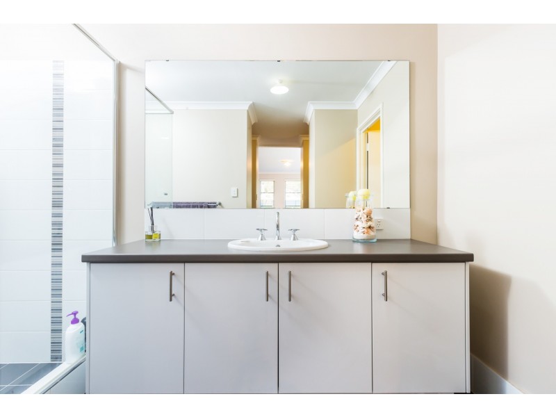 198 Sultana Rd East, Forrestfield WA 6058