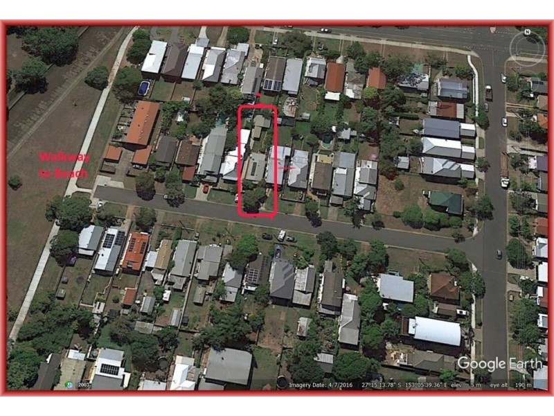 11 Inglis Street, Woody Point QLD 4019