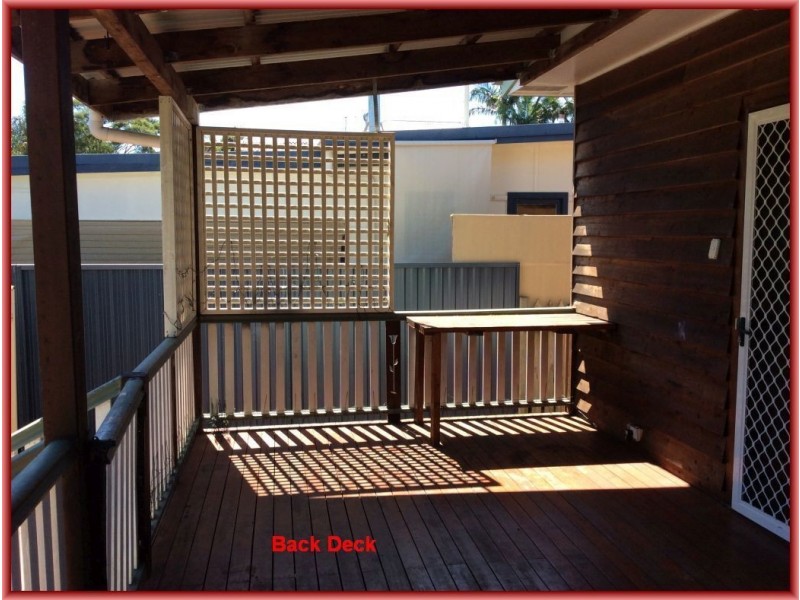 11 Inglis Street, Woody Point QLD 4019