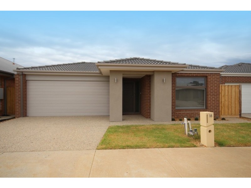 18 Blossom Avenue, Mount Duneed VIC 3216