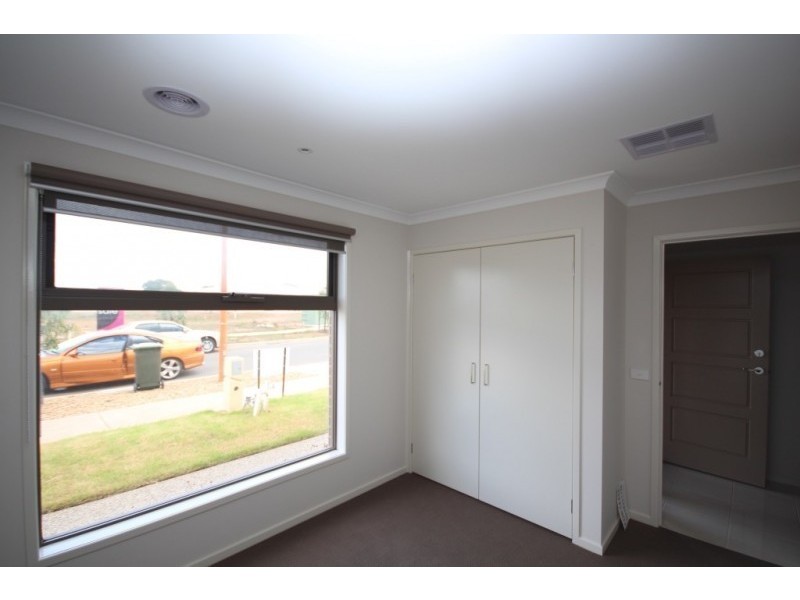 18 Blossom Avenue, Mount Duneed VIC 3216