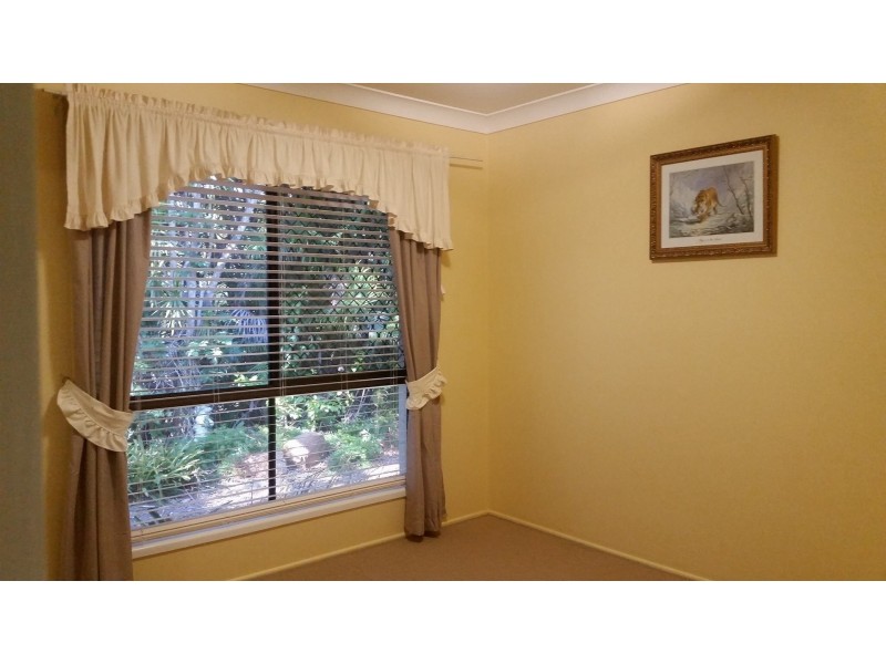 1 Peverell st, Hillcrest QLD 4118