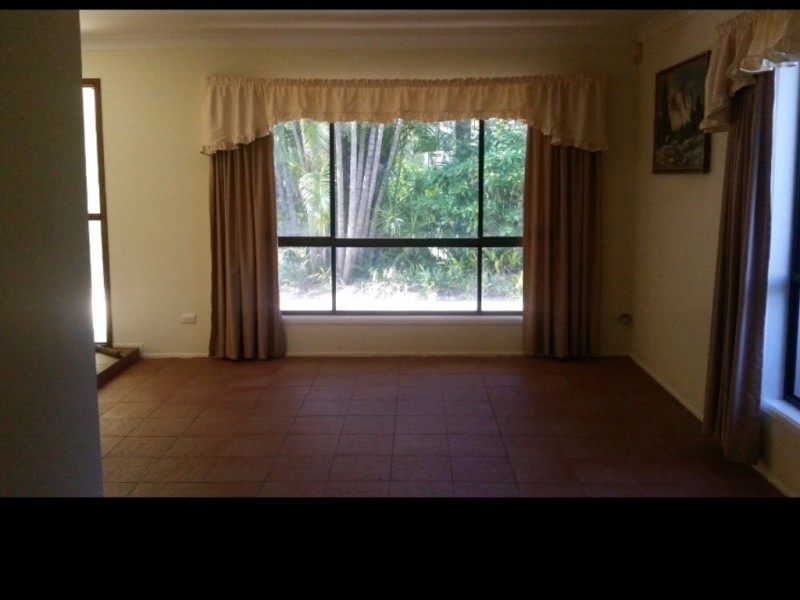 1 Peverell st, Hillcrest QLD 4118