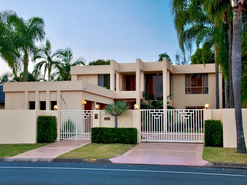 85 Santa Cruz Boulevard, Clear Island Waters QLD 4226