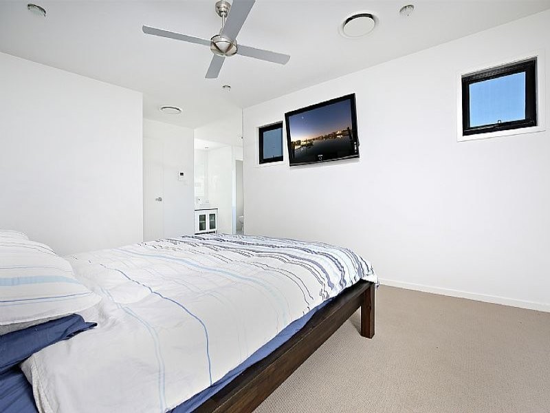 20 Ameen CCT, Mudjimba QLD 4564