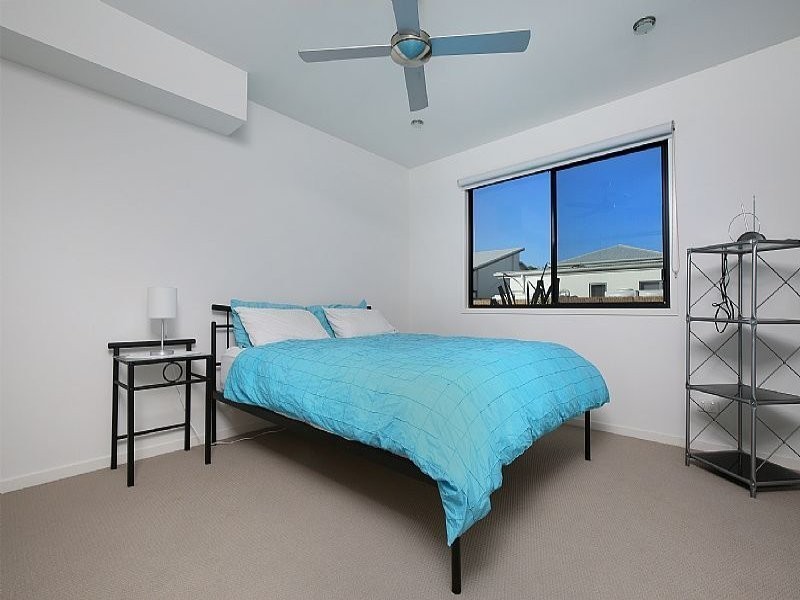 20 Ameen CCT, Mudjimba QLD 4564