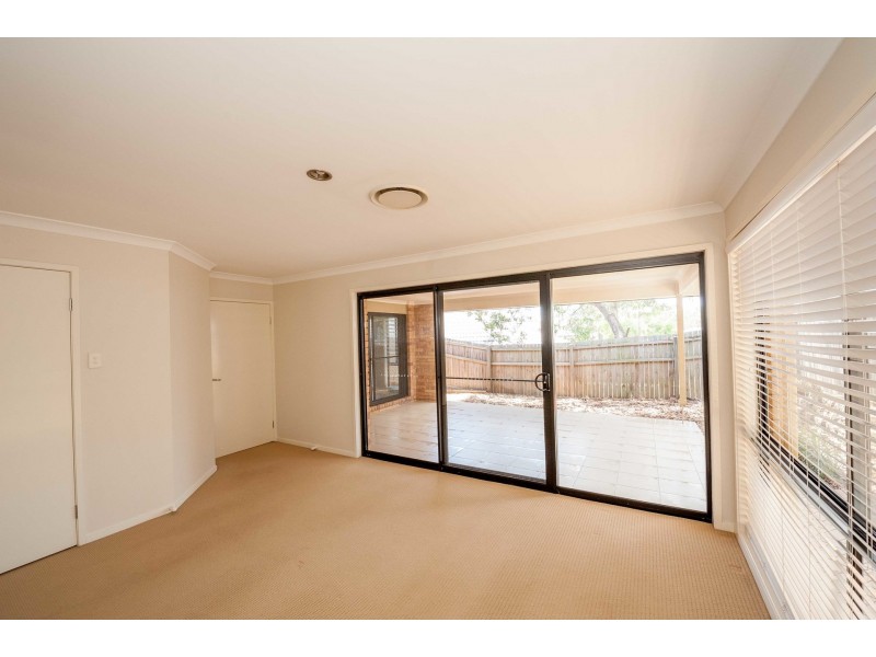 8 Driftwood Place, Springfield Lakes QLD 4300