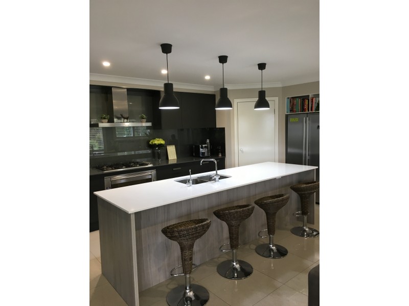 15 Bellona Chase, Cameron Park NSW 2285