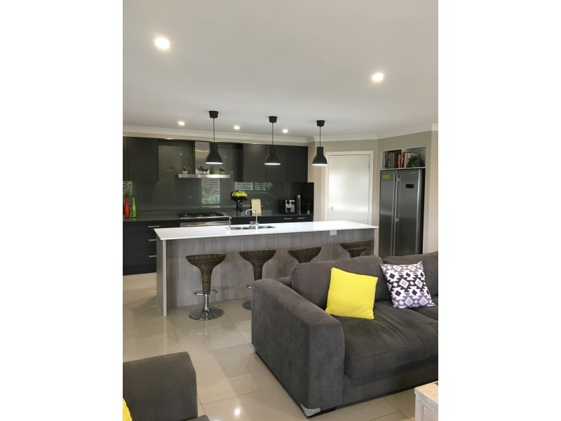 15 Bellona Chase, Cameron Park NSW 2285