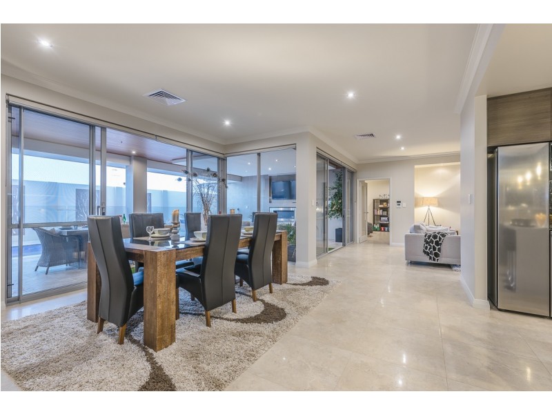 42 Monticello meander, Landsdale WA 6065