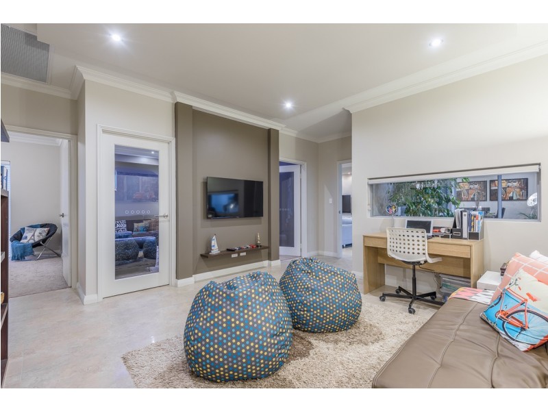 42 Monticello meander, Landsdale WA 6065