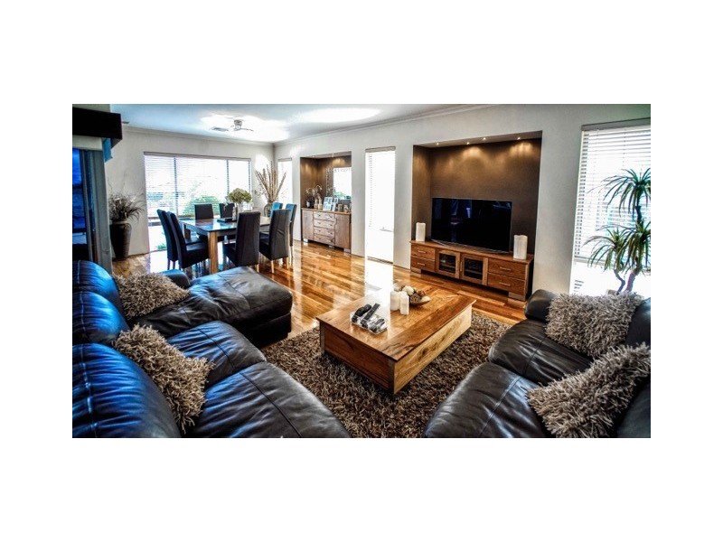 10 The Ridge, Halls Head WA 6210