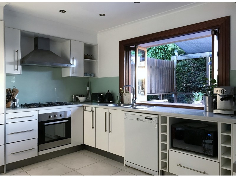 7 Unsworth Street, Belmont QLD 4153