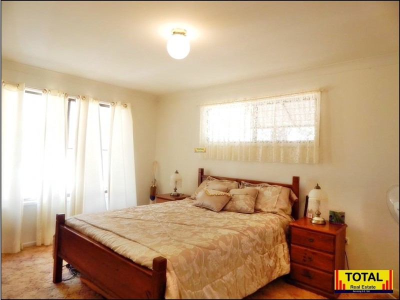 Paterson QLD 4570