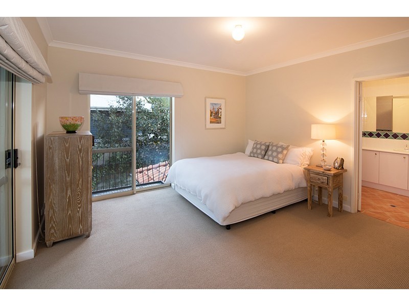 7 McDermott St, Quindalup WA 6281