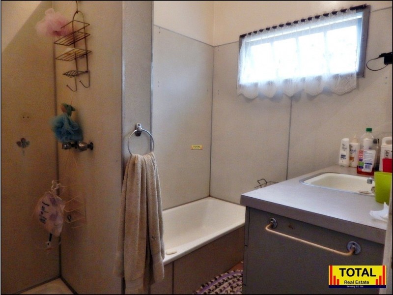 Wattle Ridge QLD 4357