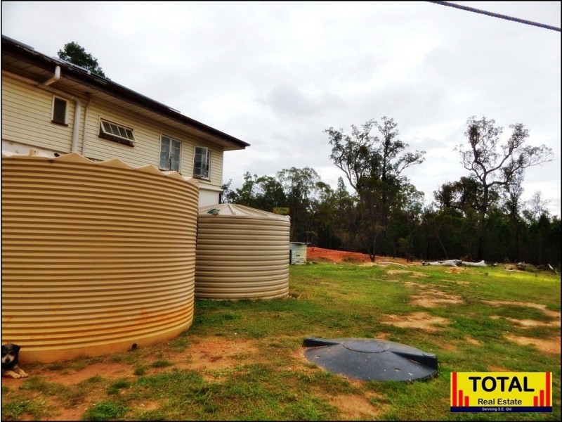 Wattle Ridge QLD 4357