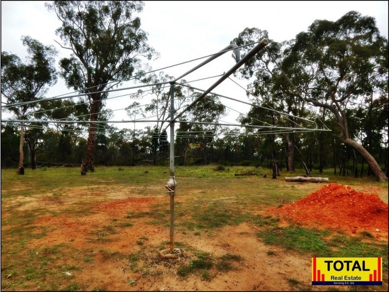 Wattle Ridge QLD 4357