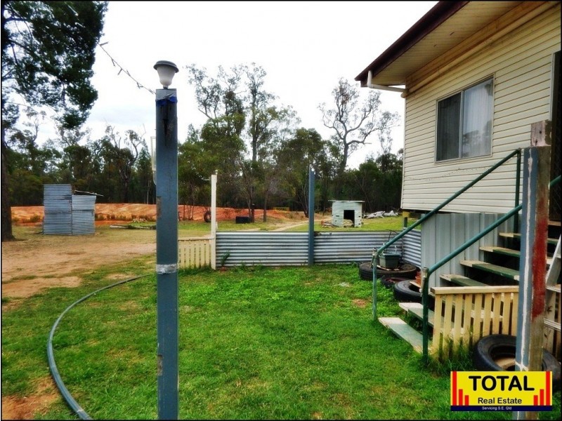 Wattle Ridge QLD 4357