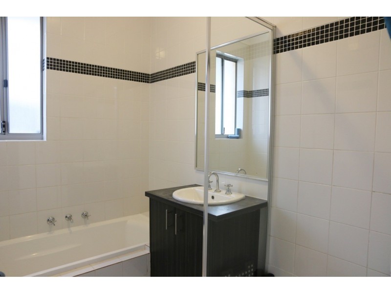 8 Oldsalt Brace, Yanchep WA 6035