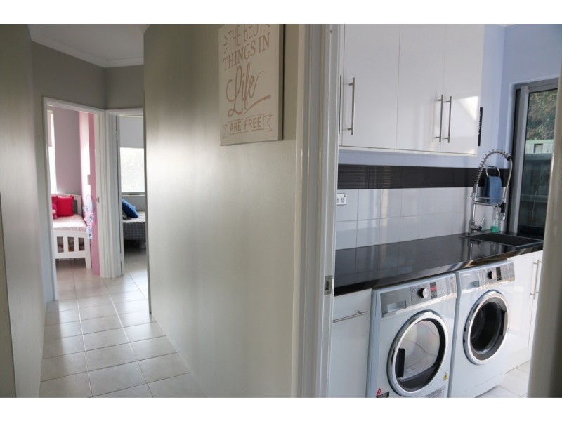 8 Oldsalt Brace, Yanchep WA 6035