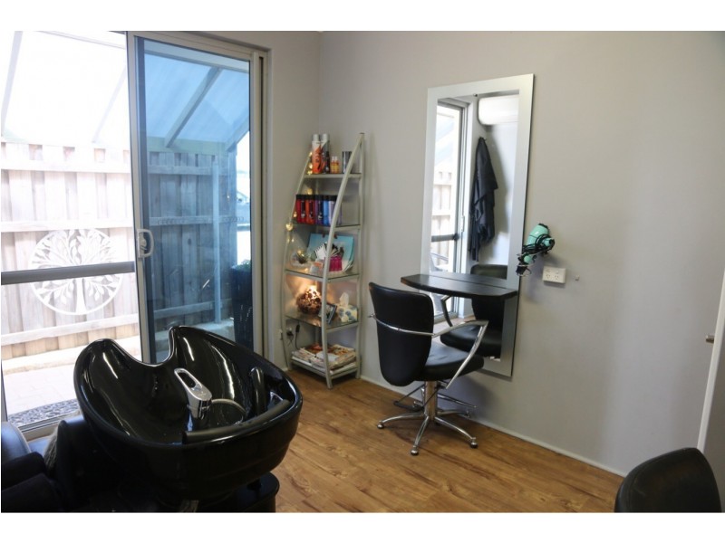 8 Oldsalt Brace, Yanchep WA 6035