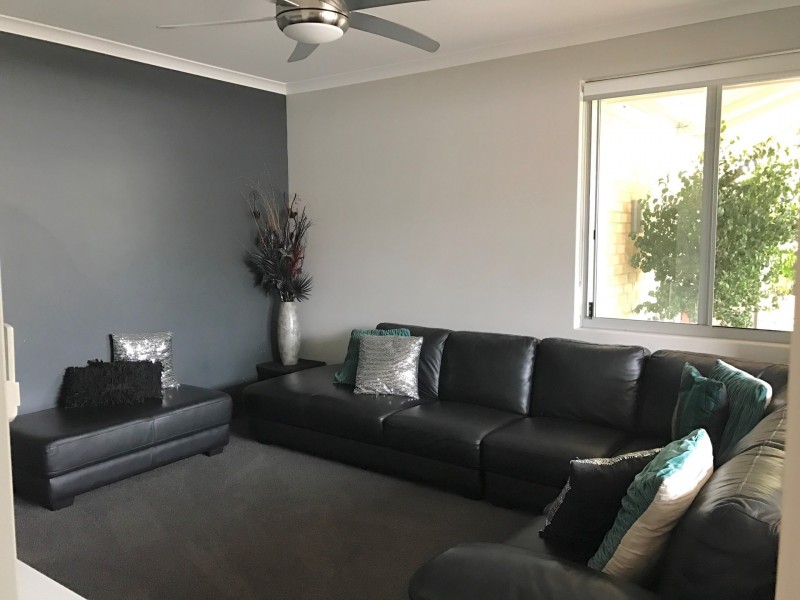 8 Oldsalt Brace, Yanchep WA 6035